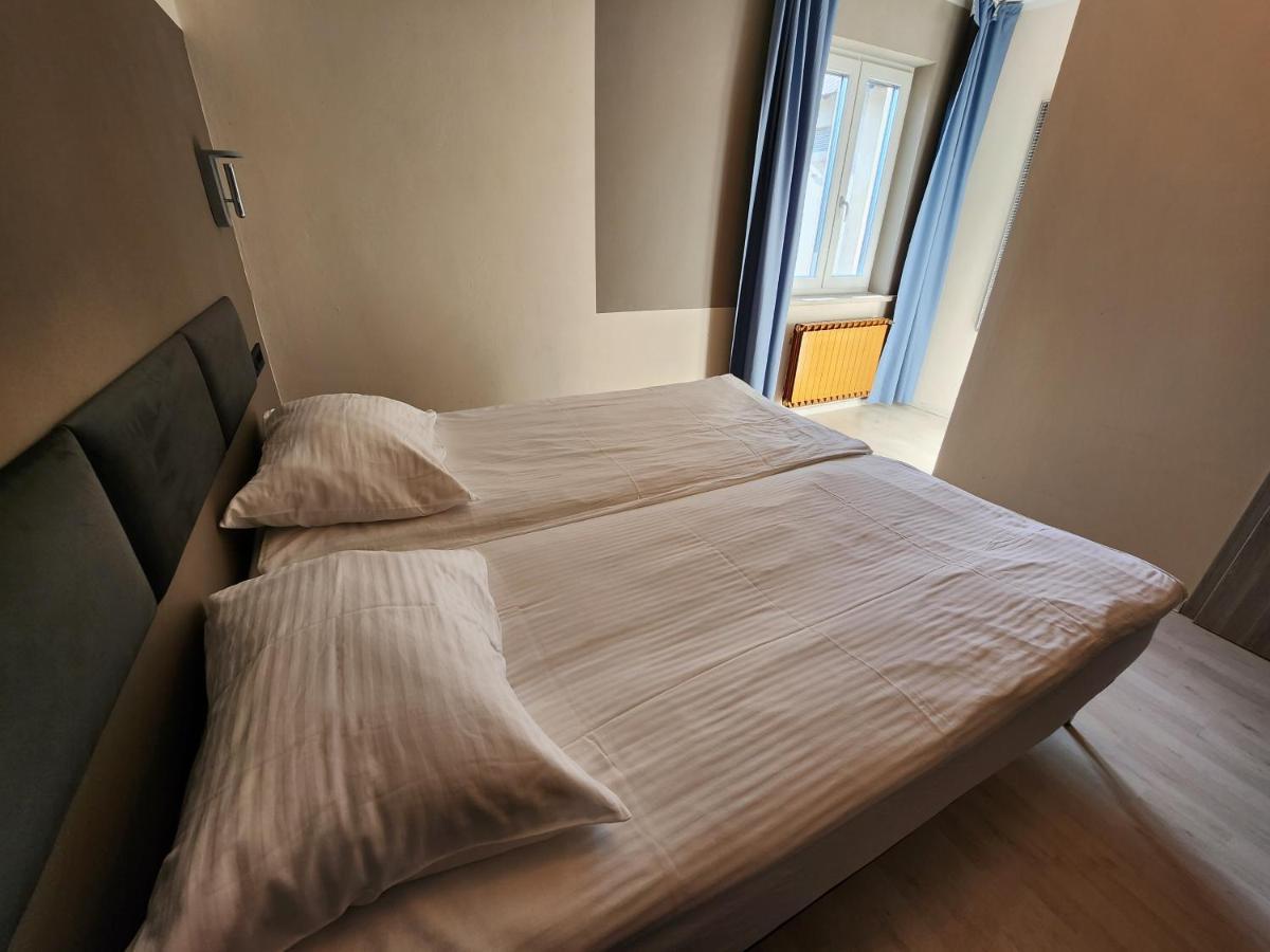 Pension Knafel Zirovnica Kültér fotó